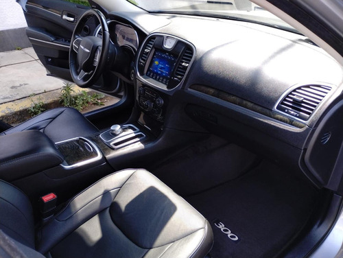 Chrysler 300 C, Versión Lujo Pentastar At, 6 Cilindros