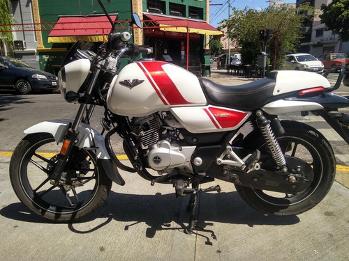 Bajaj V15 2018 La Mejor Autonomia