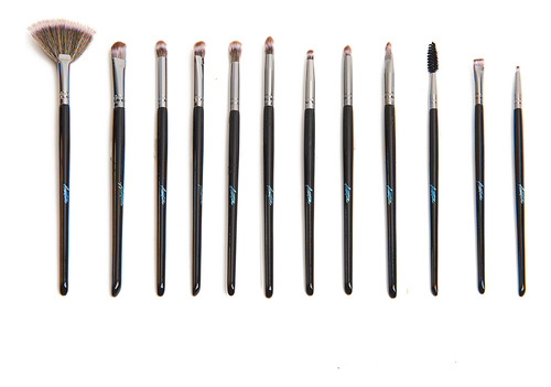 Set De 24 Brochas Profesionales Negras Smokey Luxe Arantza Color Negro