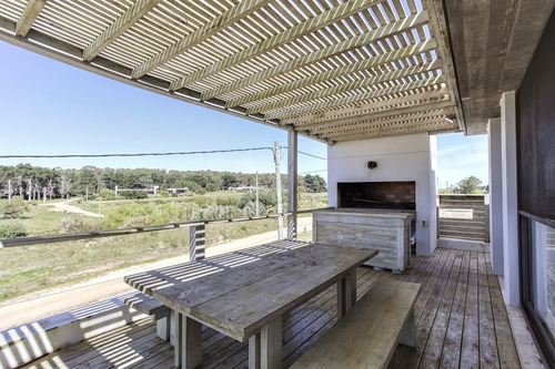 Imagen 14 de 15 de Casa En Venta De 4 Dormitorios En San Vicente (ref: Lij-2407)