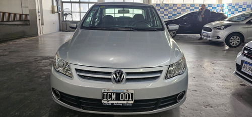 Volkswagen Voyage 1.6 Highline 101cv