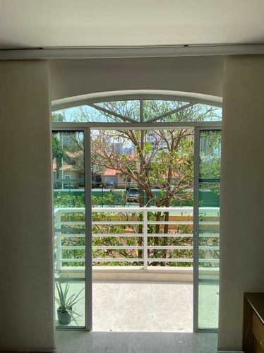 Imagen 15 de 30 de Espectacular Y Amplia Casa En Venta Sector Castellana Vg