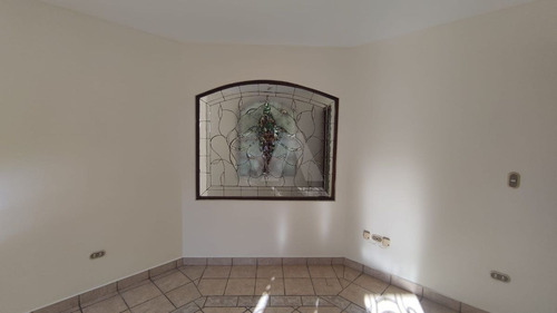 Imagen 3 de 30 de Casa Con 3 Habitaciones Con Baño Y Cuarto De Serv. En San Al