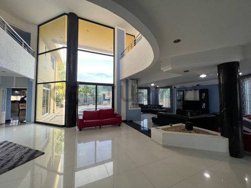 Casa En Venta Lecheria C R Las Villas