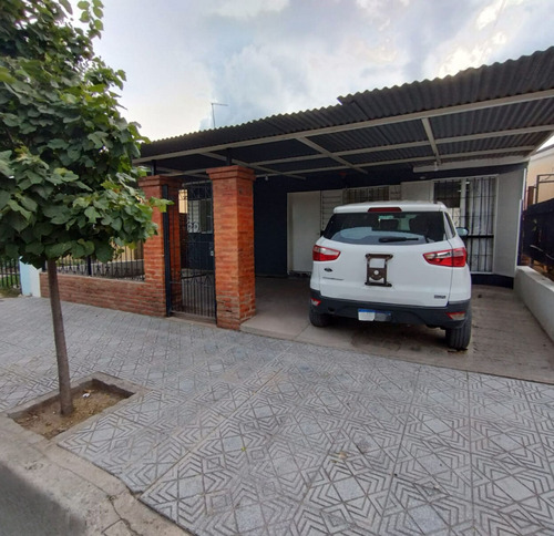 Se Vende Casa 2 Dormitorios Santa Isabel Anexo