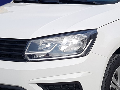 Volkswagen Voyage 1.0 MPI (Flex)