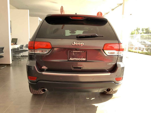 Imagen 4 de 12 de Jeep Grand Cherokee 2017 5p Limited Lujo 4x4 V8/5.7 Aut