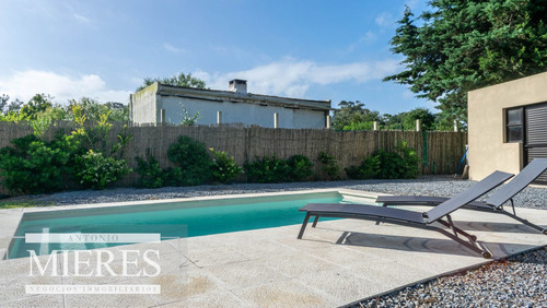 Alquiler De Casa De 3 Dormitorios Con Piscina- Punta Del Est (ref: Atm-7294)