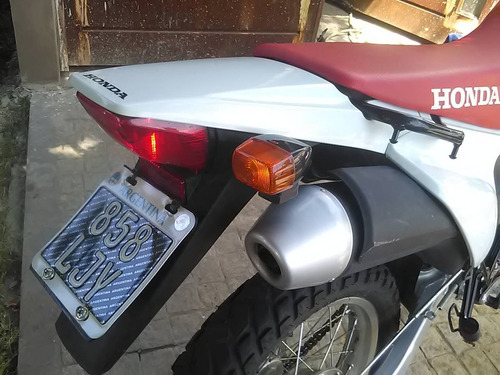 Imagen 3 de 9 de Honda Tornado 250