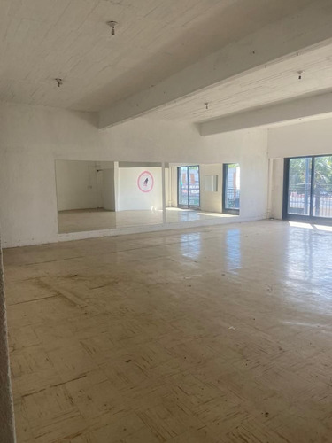 Imagen 7 de 12 de Local En Alquiler En José C Paz