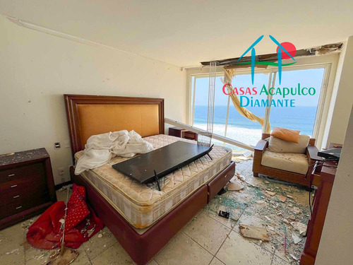 Cad Las Olas B14. Departamento De Playa En Oportunidad Por Otis. Terraza Con Vista Al Mar