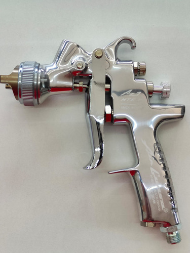 Pistola De Gravedad Iwata Air Gunsa Az3 Hte2 1.8mm 600ml