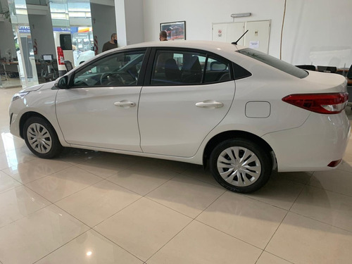 Yaris Sedan Xls Pack Cvt