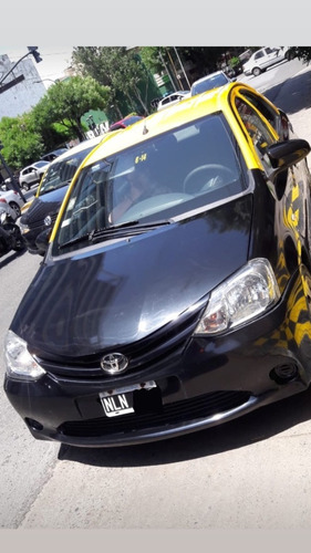 Toyota Ethios Taxi Con Licencia
