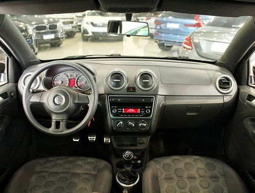 Imagem 3 de 4 de Volkswagen Gol 1.0 Seleção 4p Flex Mec
