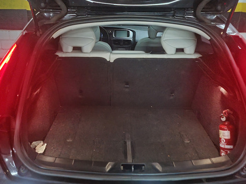 Volvo V40 2.0 T4 Dynamic Aut. 5p