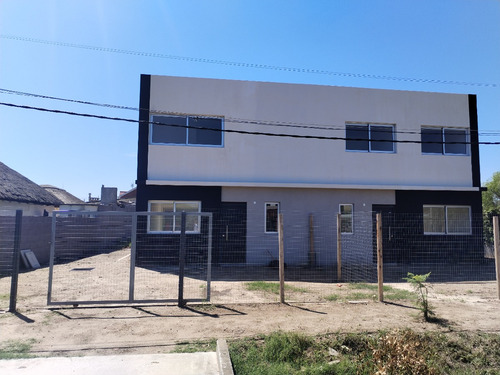 Venta Casa En Solymar A 1 Cuadra De La Playa 2 Dormitorios