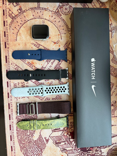 Apple Watch Edición Nike Negro (Usado)