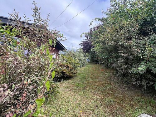 Hermosa Casa Con Vista Al Lago Ranco.