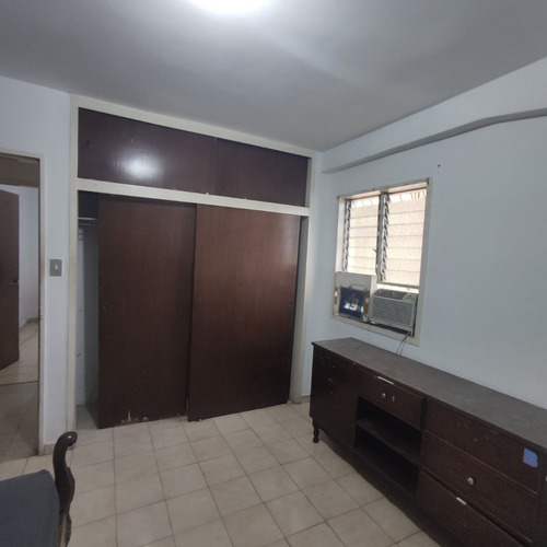 Imagen 11 de 17 de Avenida Bolivar, Apartamento En Venta