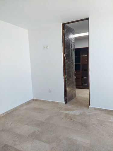 Casa En Venta En Residencial Masada, Irapuato ,gto.