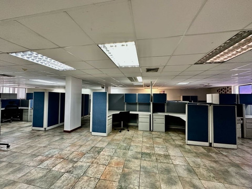 Imagen 4 de 11 de Se Vende Edificio Industrial 5.671m2 Los Ruices