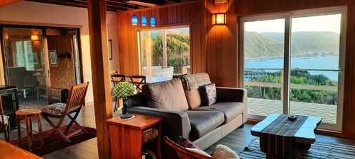 Casa Frente Al Mar Primera Linea, Ancud
