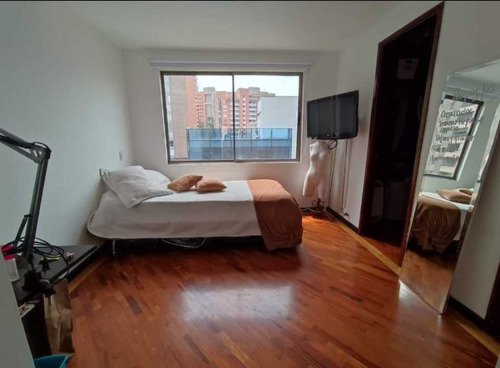 Imagen 16 de 17 de Vendo Hermoso Apartamento En Poblado Patio Bonito