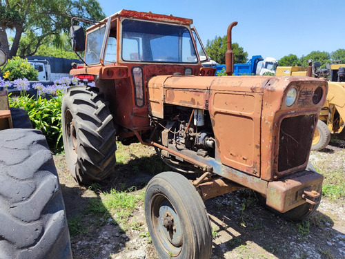 Tractor Fiat 700 Con Toma Hidráulica