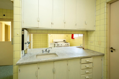 Imagen 22 de 27 de Departamento En Venta - 4 Dormitorios - Cochera - Recoleta