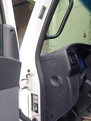 Mercedez Bens Accelo 815 Ano 2016 Completo