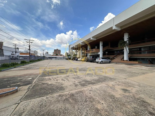 La-364 Zona Norte Locales Comerciales Centro Comercial Los Niveles Calle 76