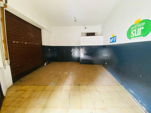 Local En Venta En Caseros