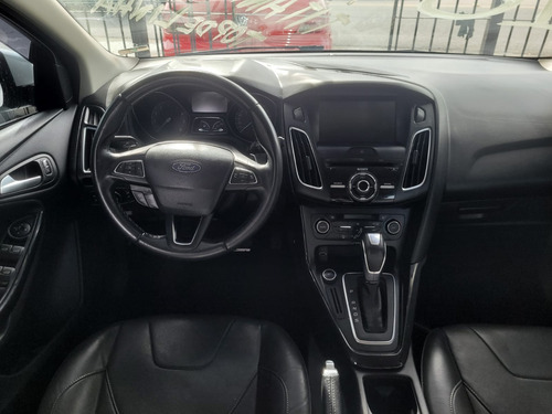 Ford Focus 2.0 Titanium Flex Powershift 5p