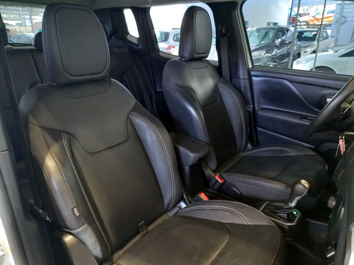 Imagen 9 de 12 de Jeep Renegade Longitude Full 1.8n At 6° | 2020