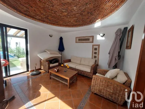 Venta Casa 5 Ambientes Jurica
