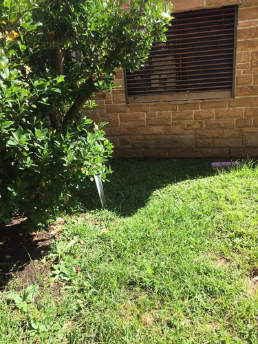 Imagen 21 de 21 de Venta Casa 4 Dorm. Lote 10x40 - 75 E/ 20 Y 21 - La Plata