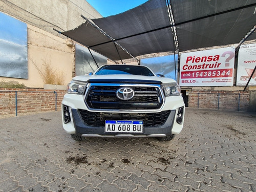 Toyota Hilux 2.8 Cd Srx 177cv 4x4 2019