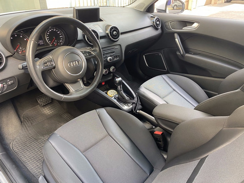 Audi A1 Sportback 1.4 Ambition Tfsi Stronic 2013
