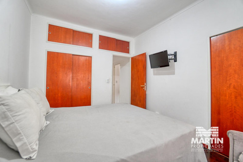 Casa En Venta En Olivos 4 Ambientes, 2 Dormitorios Con Vestidor, Patio Propio. A 2 Cuadras De Av.