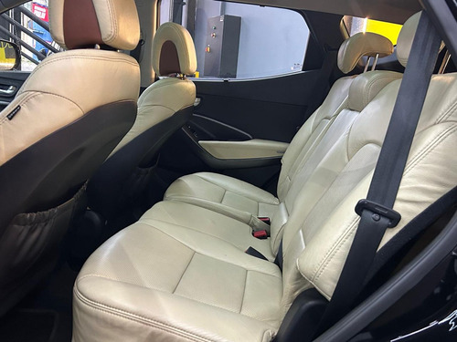 Hyundai Santa Fe GLS 3.3 V6 4X4 Tiptronic 7L 2014 Completo Teto
