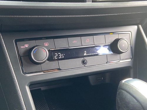 Volkswagen Nivus nivus 1.0 200 TSI TOTAL FLEX HIGHLINE AUTOMÁTICO