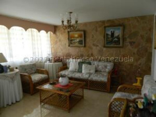 #23-246 Amplia Y Comoda Casa Ubicada En Los Castores
