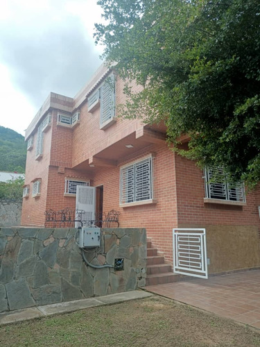 Venta De Casa Colinas De Guataparo 37-14