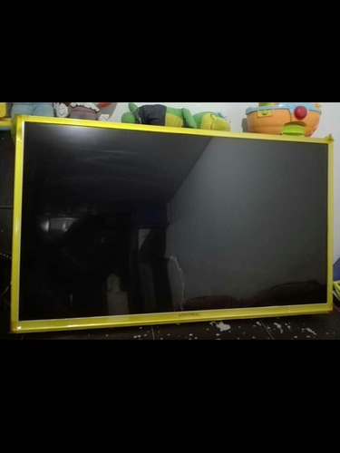 Smart Tv 32 Admiral Con 2 Semanas De Uso Pantalla Rota
