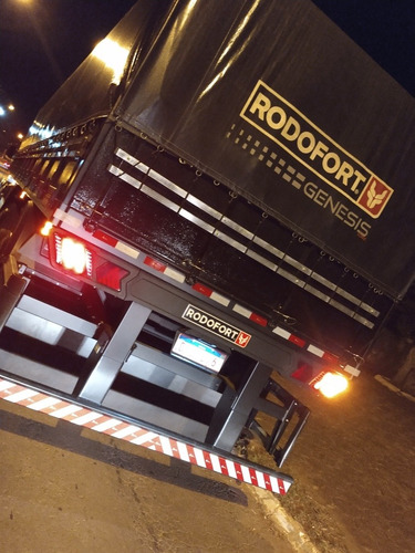 Imagem 4 de 8 de Carreta Graneleira Rodofort Ano 2021