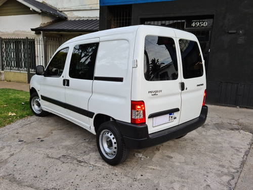 Peugeot Partner 1.6 Hdi Confort 5as 2019