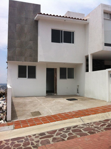 Hermosa Casa En Pedregal De Schoenstatt, Doble Altura, 4 Rec