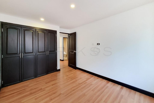 Imagen 13 de 17 de Apartamento En Venta En Bogotá Santa Barbara Occidental-usaquén. Cod 4774