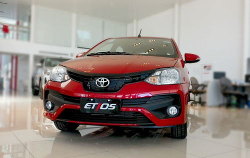 Imagen 2 de 9 de Toyota Etios 1.5 Sedan Xls